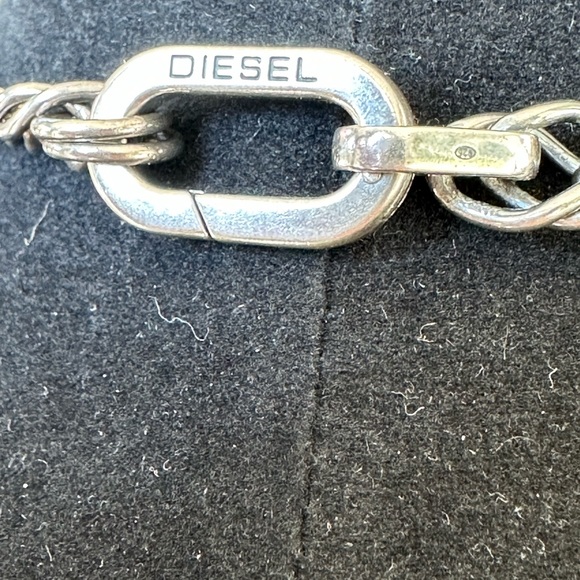 Diesel vintage sterling silver denim fastener charm necklace. - Picture 4 of 6